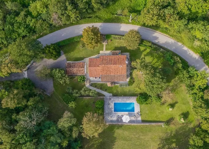 Vila Rocco With Private Pool By 22 Estates *