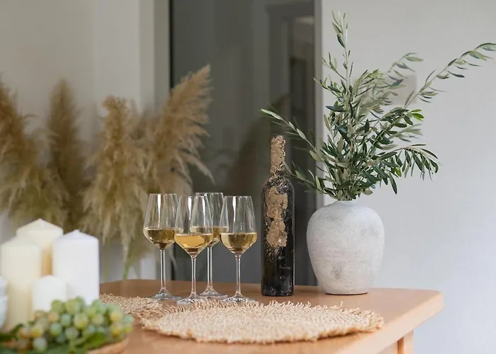 Rocco With Private Pool By 22 Estates