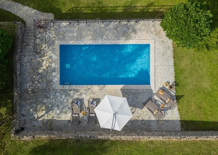 Villa Rocco With Private Pool By 22 Estates Kozljak